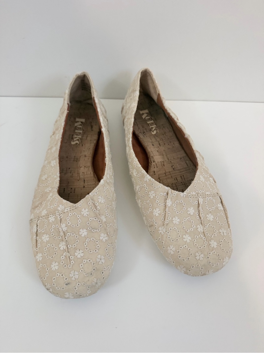 Korks fabric flats sz 9.5